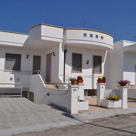 Villetta Frontemare Alliste Exterior photo